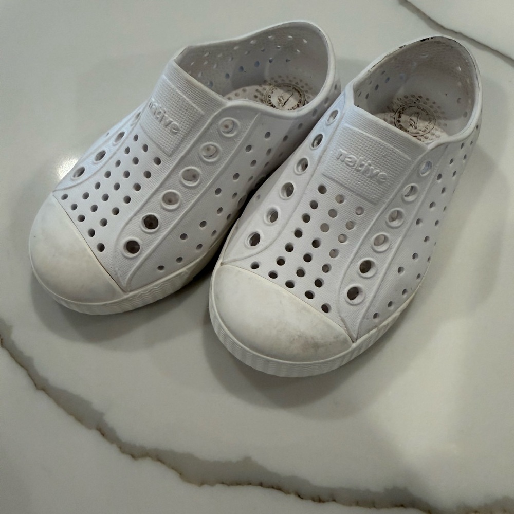 Native Kids Classic White Shoes C6